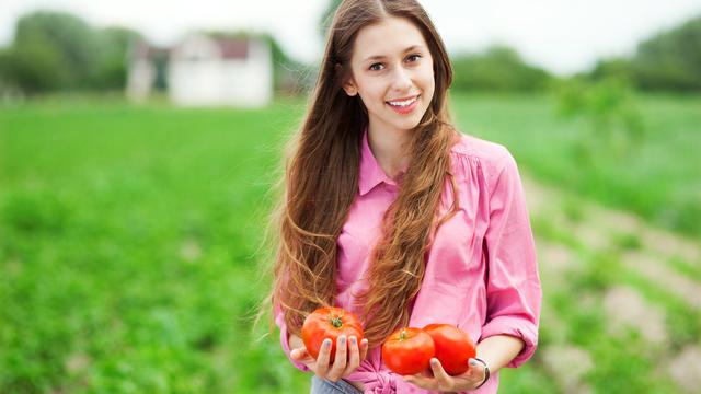 Atasi Jerawat dengan Tomat, Efektifkah? (Pikselstock/Shutterstock)