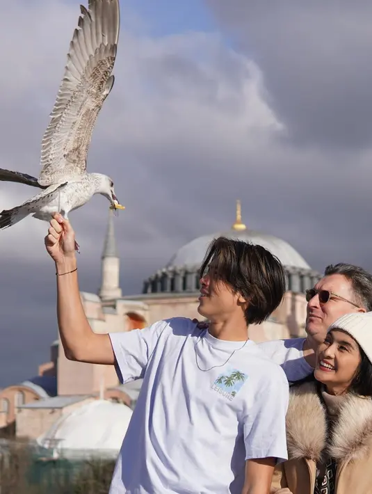 [Instagram/maudykoesnaedi]