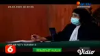 Sidang lanjutan kasus pembakaran mobil milik artis Via Vallen, memasuki babak putusan yang dibacakan Majelis Hakim di Pengadilan Negeri Sidoarjo, Jawa Timur, Senin sore (01/2). Pije merupakan terdakwa pembakar mobil mewah, telah dijatuhi hukuman 6 ta...