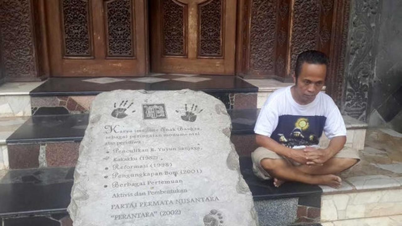 Penampilan Ki Joko Bodo dengan gaya rambut barunya