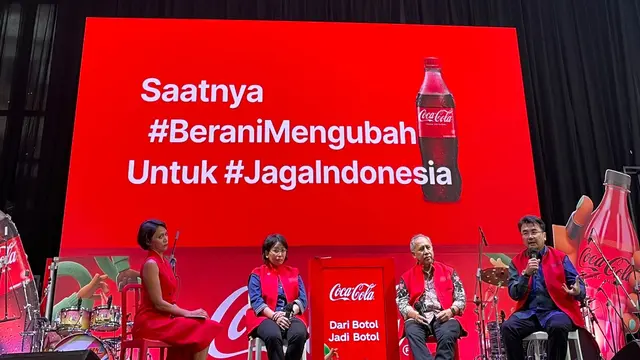 Kampanye Daur Ulang “Dari Botol Jadi Botol”