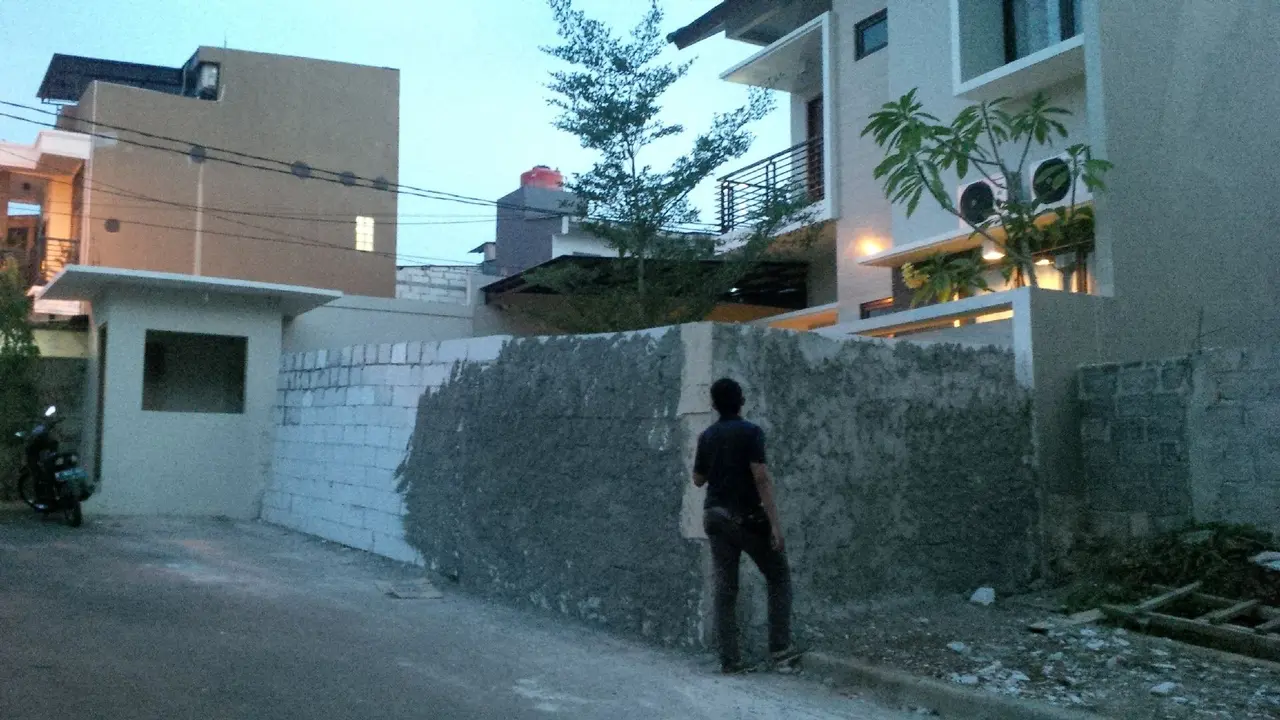20151105-rumah denni ditembok
