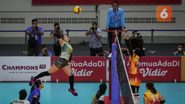 Foto: Pesona Yolla Yuliana di PLN Mobile Proliga 2022, Tak Luntur Ditelan Masa