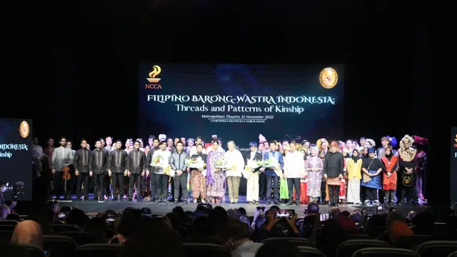 Pameran busana “Filipino Barong-Wastra Indonesia: Thread and Pattern of Kinship” . (Dokumentasi KBRI Manila)