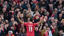 Pemain Liverpool, Mohamed Salah, melakukan selebrasi setelah mencetak gol ke gawang Brighton & Hove Albion pada laga pekan ke-10 Liga Inggris di Stadion Anfield, Sabtu (2/11/2024). (AP Photo/Jon Super)