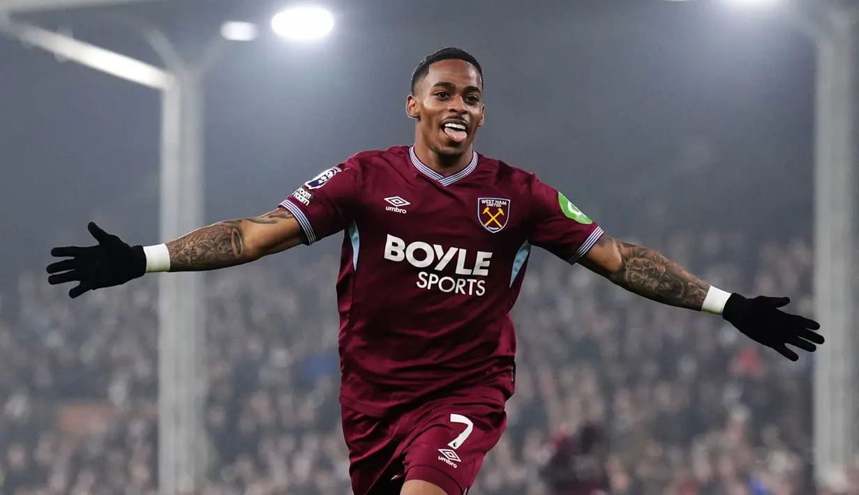 Meskipun begitu, West Ham berhasil mencuri gol pada menit ke-65 melalui Crysencio Summerville. (AP Photo/PA/John Walton)