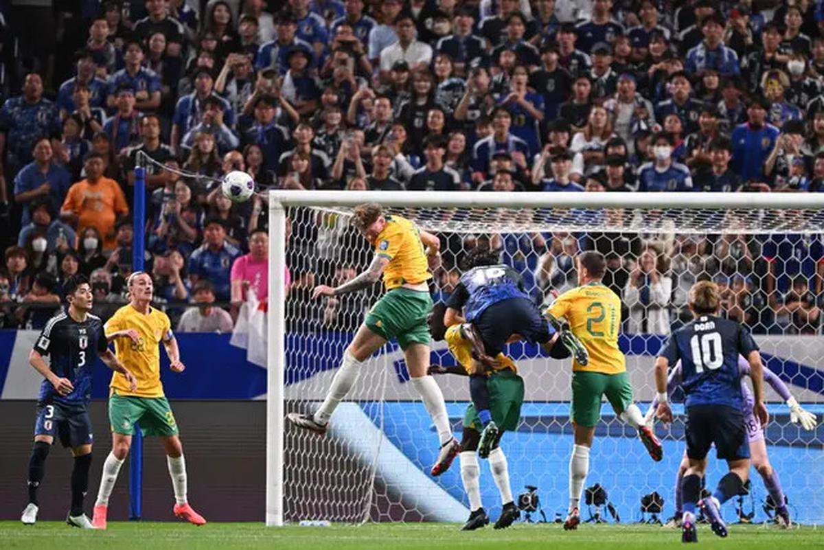 Psywar Wataru Endo Jelang Duel Jepang vs Timnas Indonesia: Sebut Samurai Biru Tim Terkuat