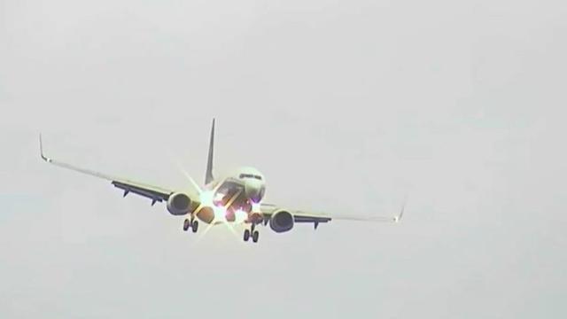 Pendaratan berbahaya pesawat Boeing