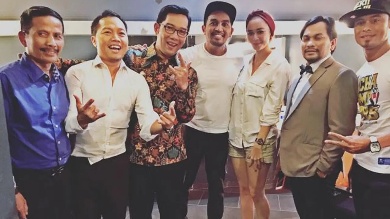 Ridwan Kamil dan para artis