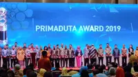 Wakil Presiden RI Jusuf Kalla menganugerahkan Primaduta Award saat pembukaan TEI ke 34 tahun 2019. Dok Konjen KJRI Jeddah