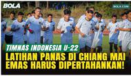 Timnas Indonesia U-22 menggelar latihan resmi di Stadion Rajamangala Lanna, Chiang Mai, Minggu (7/12/2025). Sebanyak 23 pemain, termasuk tiga diaspora, mengikuti sesi intens menjelang SEA Games 2025.