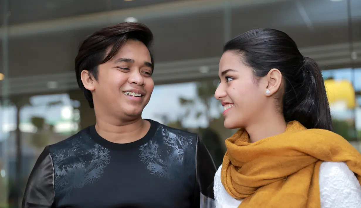 Billy mengaku sukses membuat kejutan pada kekasihnya tersebut. Bahkan, Susan sampai menanggis haru melihat surprise dari Billy. (Adrian Putra/Bintang.com)