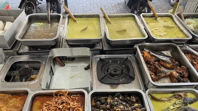 Rekomendasi Tempat Makan yang Buka 24 Jam di Malang