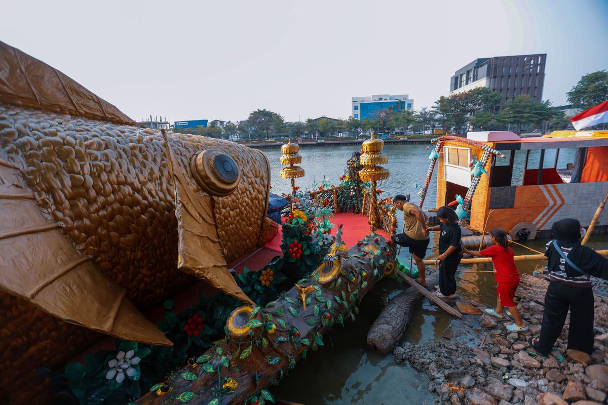 Penampakan 43 Perahu Unik Hasil Kreasi Pasukan Oranye DKI Jakarta