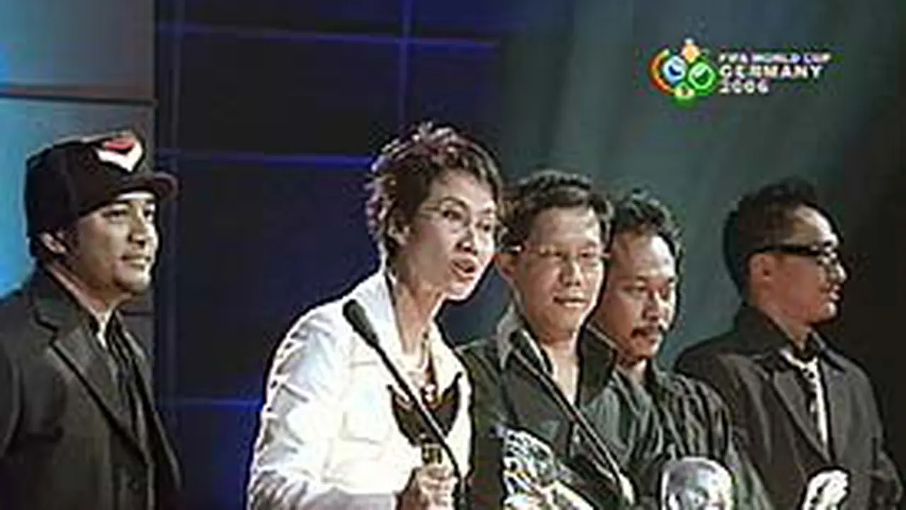021205dpanasonic.jpg