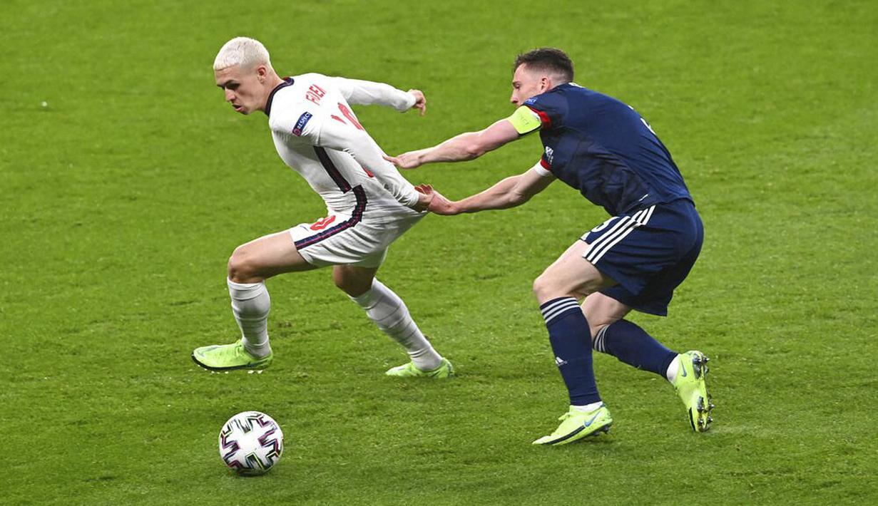 Tambahan satu poin ini tentu membuat posisi Timnas Inggris belum aman di Grup D Euro 2020. Harry Kane dan kawan-kawan kini berada di posisi kedua dengan empat poin. (Facundo Arrizabalaga/Pool via AP)