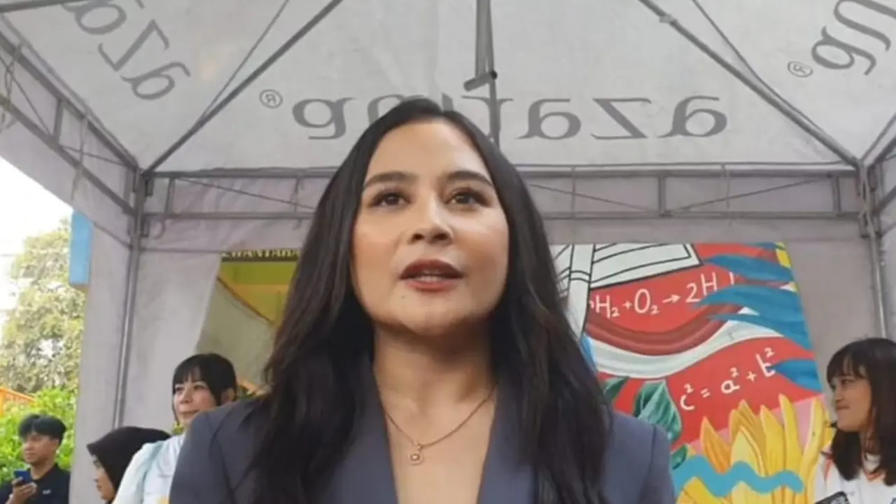 Prilly Latuconsina di Kawasan Bulungan, Jakarta Selatan, Selasa (3/10/2023).