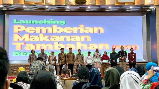 Juknis pemberian makanan tambahan berbahan pangan lokal