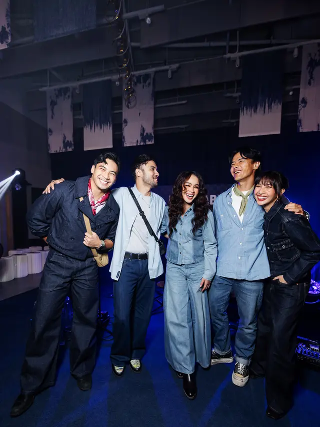 Dion Wiyoko, Yoshi Sudarso, Sheila Dara, dan Sahi ... evi’s®️ Blue Tab™️ Art House Kuala Lumpur .jpg