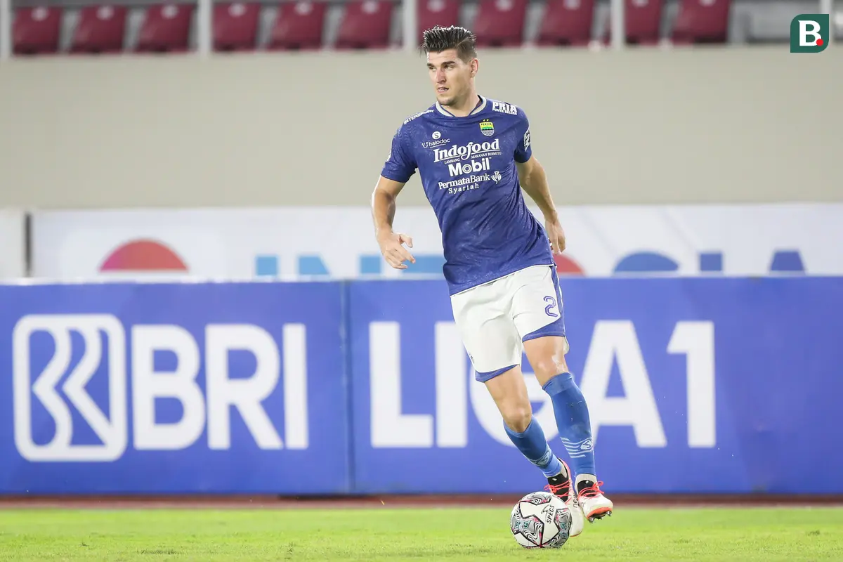Foto: Deretan 5 Bek Tangguh di BRI Liga 1 2021 / 2022, Tak Ada Pemain Lokal