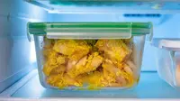 Resep Ayam Bumbu Kuning Frozen, Praktis untuk Stok Masakan di Rumah