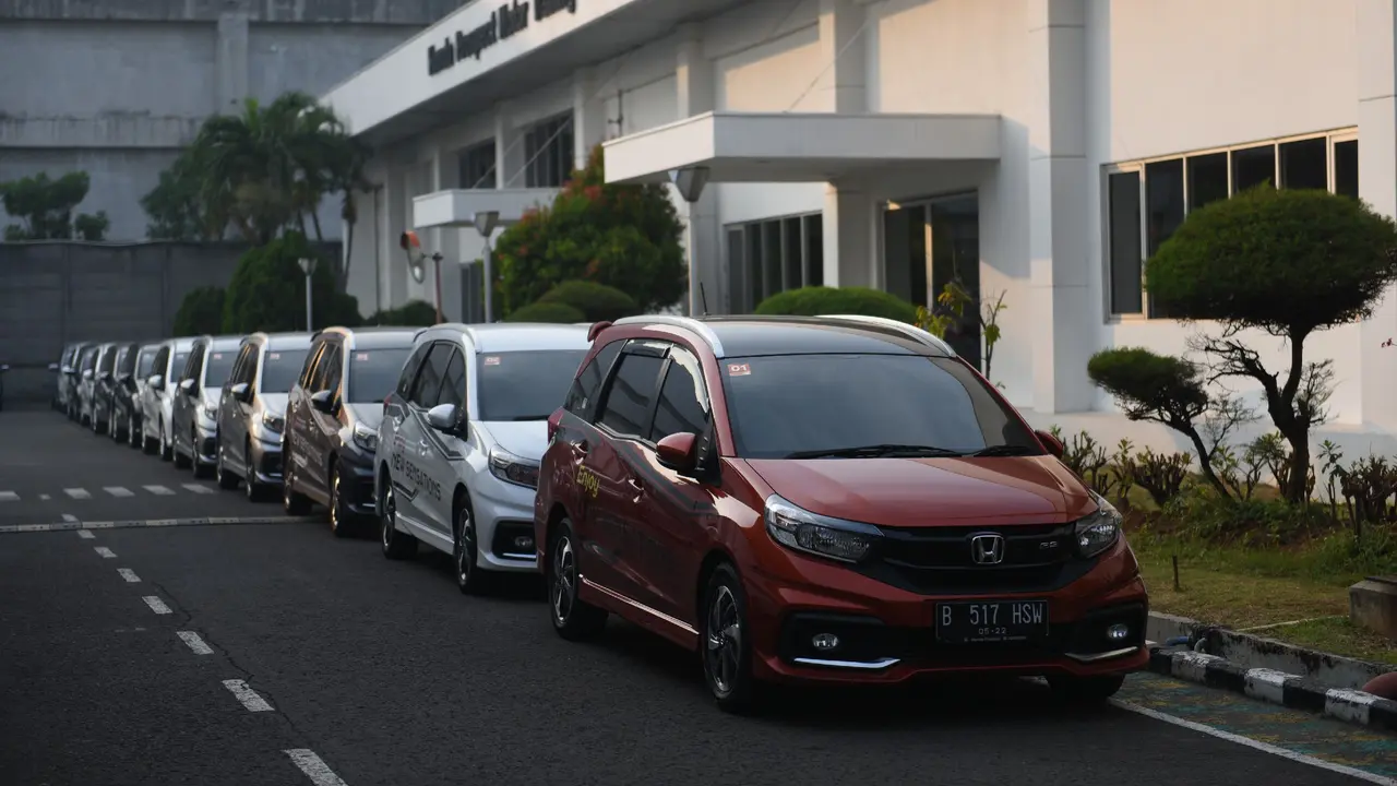 Honda Mobilio Battle of Efficiency