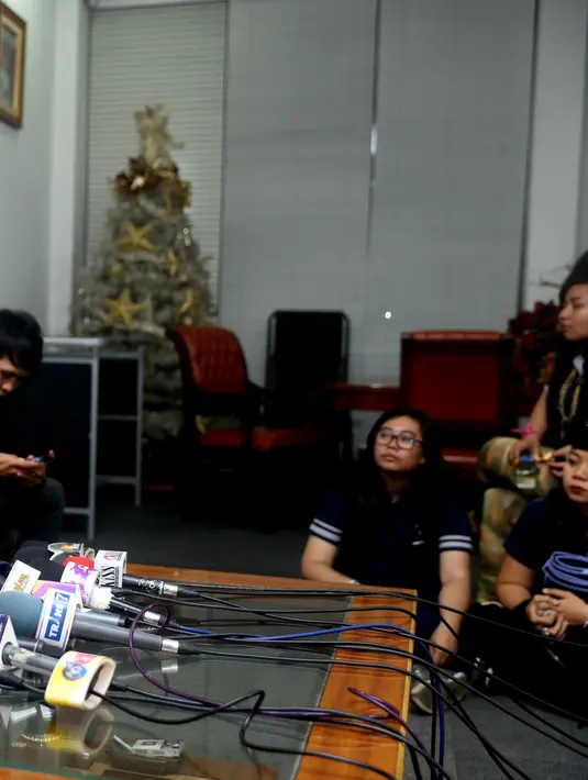 "Saya sendiri bingung, mungkin dia cari kebebasan, for fun. Ketika sudah nikah harusnya melihat baik buruknya sebelum melangkah, kan ada anak," kata Steven Rumangkang menjelaskan dugaannya. (Andy Masela/Bintang.com)