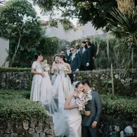 Enzy Storia menggelar resepsi pernikahannya bersama Maulana Kasetra di Bali [@enzystoria]