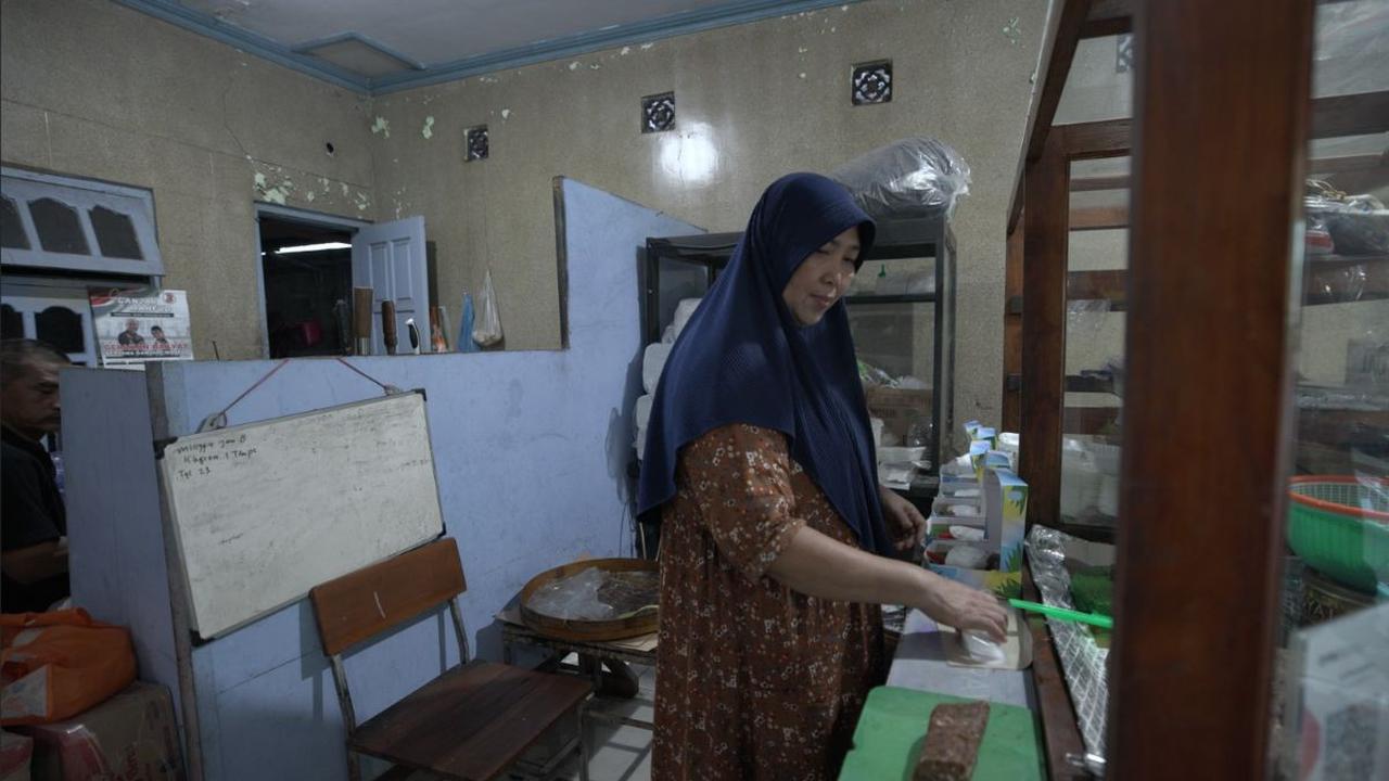 <b>Menjadi UMKM Unggul Melalui Klasterku Hidupku BRI</b>
