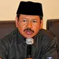 Juru bicara HTI, Muhammad Ismail Yusanto memberikan penjelasan terkait rapat besar dan pawai di Stadion Gelora Bung Karno (GBK) pada Sabtu 30 Mei 2015 mendatang, Jakarta, Kamis (28/5/2015). (Liputan6.com/Yoppy Renato)