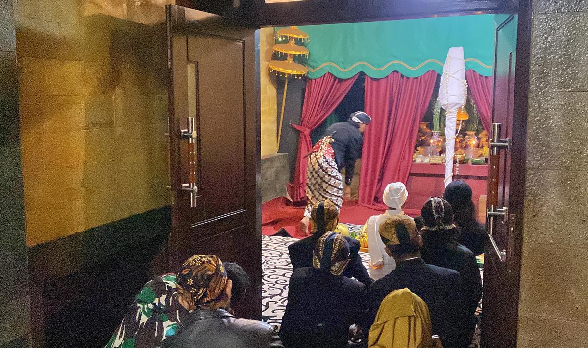 Asal Usul Kepercayaan tentang Malam 1 Suro dalam Budaya Jawa