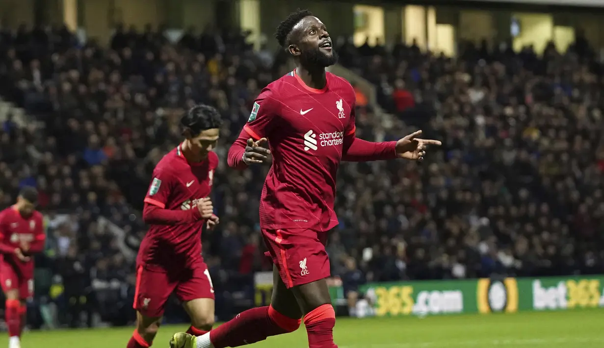 Divock Origi. Meskipun telah 7 musim memperkuat Liverpool, striker asal Belgia ini kebanyakan hanya menjadi pemain cadangan di skuat asuhan Jurgen Klopp. Ia baru memperkuat Liverpool dalam 6 laga dengan mencetak 2 gol dan 2 assist. (AP/Jon Super)