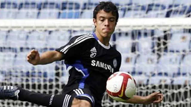 img_di_santo-1.jpg