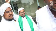 Pemimpin FPI Rizieq Shihab telah menunjuk pengacara Eggi Sudjana sebagai koordinator tim yang memimpin 700 pengacara.