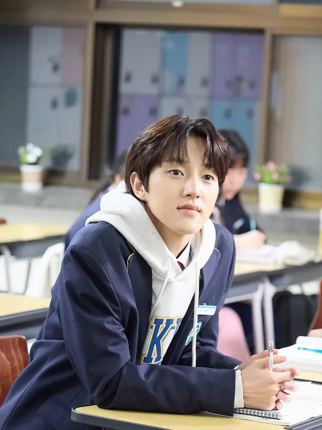 Jaehyun Golden Child dalam drakor High School Return of a Gangster. (TVING via Soompi)