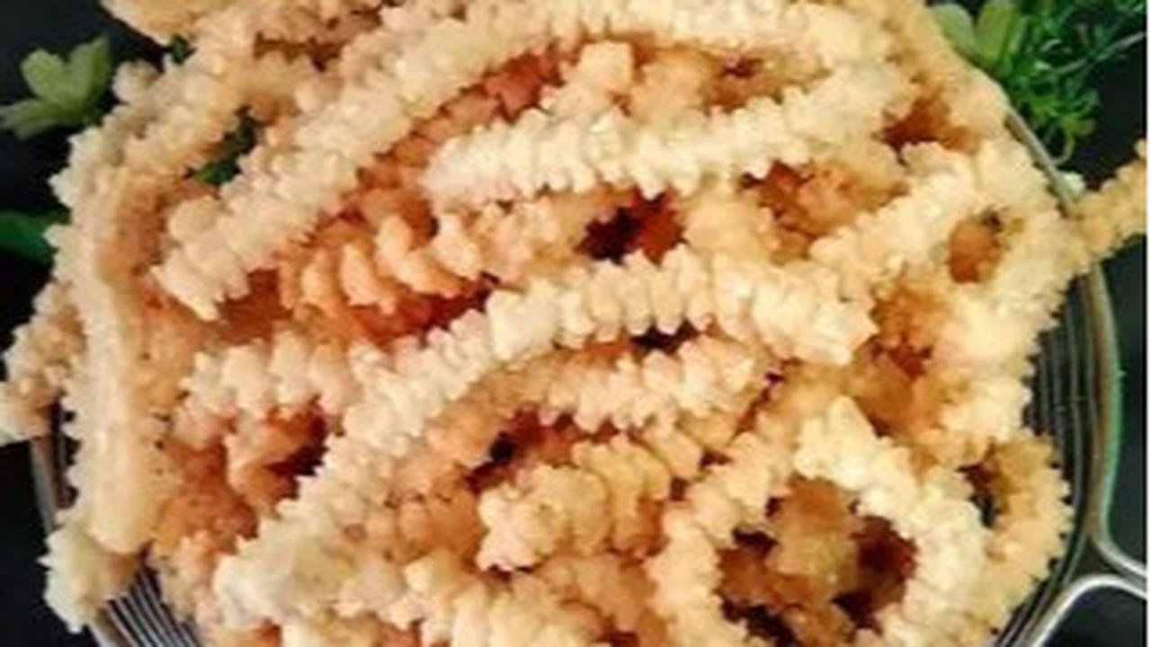 Kue Akar Kelapa Wijen Tanpa Telur