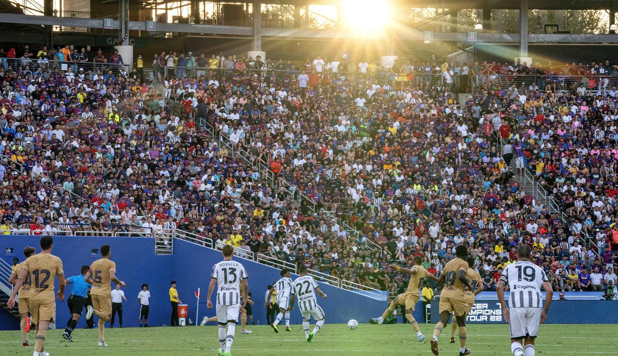 Selanjutnya, Barcelona akan menghadapi tim Amerika Serikat New York RB. Sementara Juventus akan bertemu raksasa Spanyol Real Madrid. (AP/Jeffrey McWhorter)