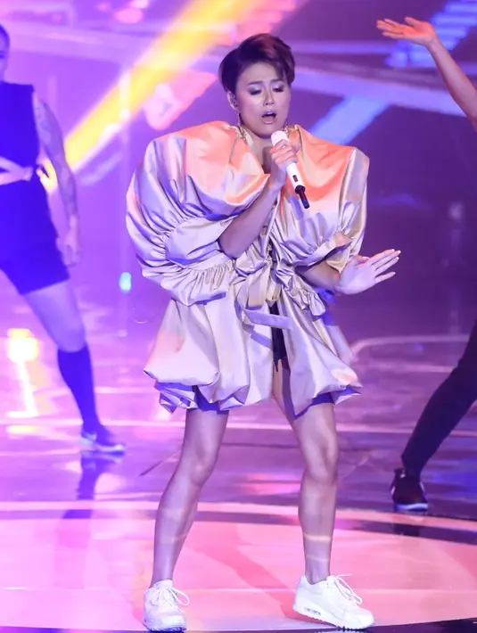 Penampilan Agnez Mo saat mengisi acara di Ulang Tahun Indosiar ke 24 pada tahun 2019 (KapanLagi/Bambang)