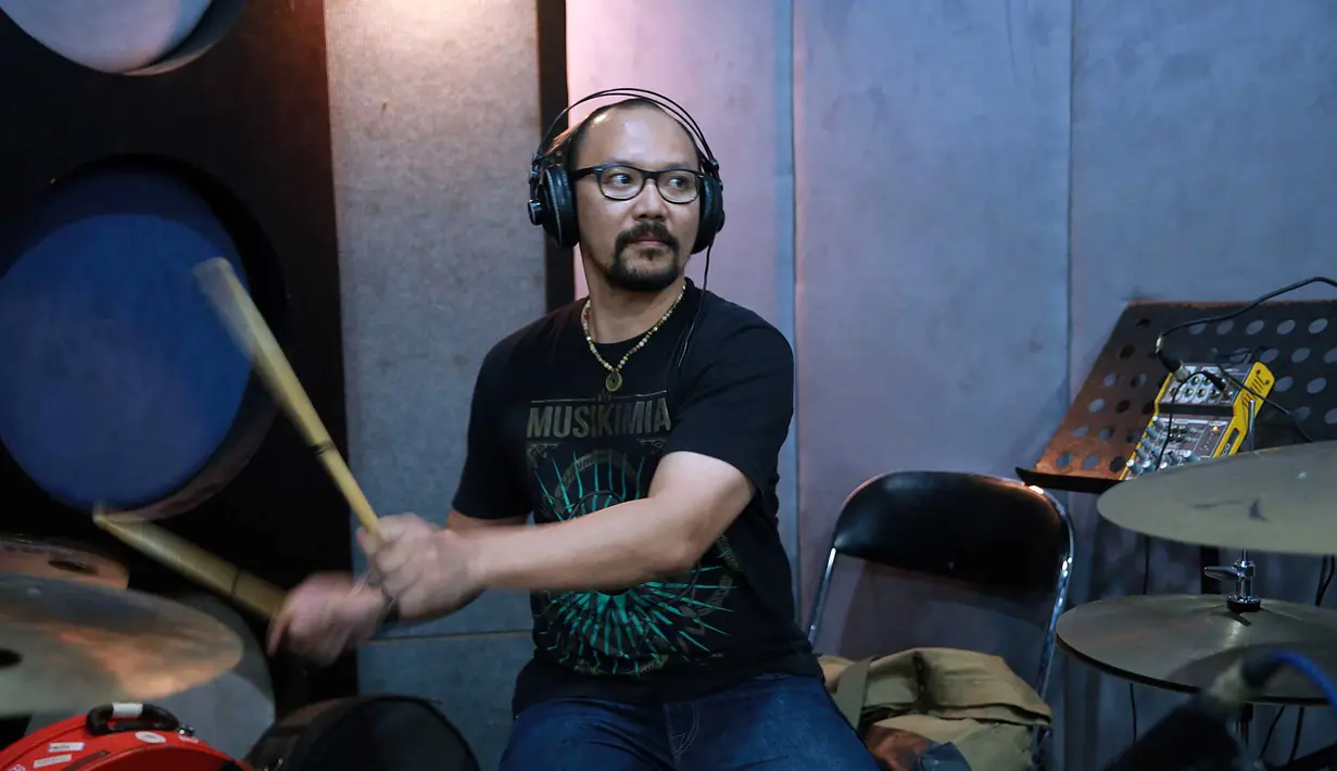 Yoyo Padi melakukan latihan terakhir menjelang acara puncak HUT SCTV ke-25. (Deki Prayoga/Bintang.com)