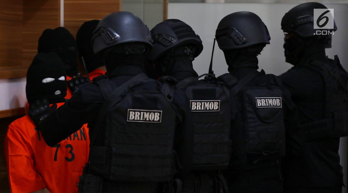 Polisi Tangkap Terduga Teroris