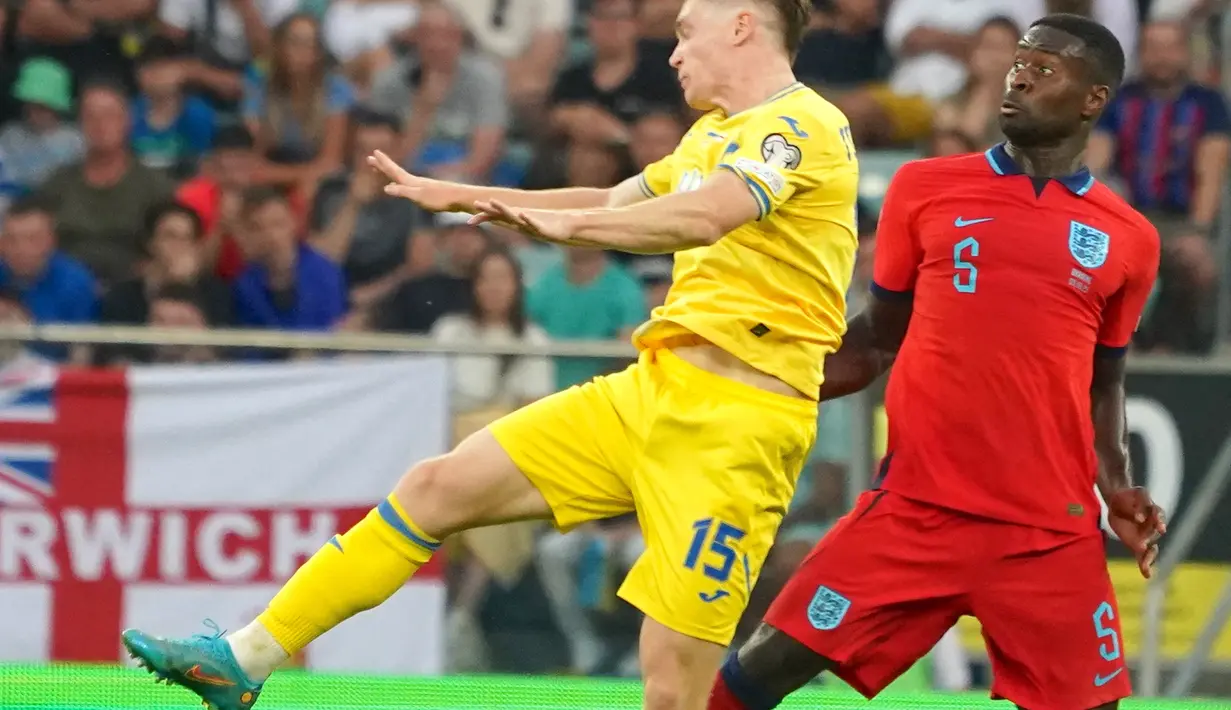 Sementara, Ukraina berada di posisi kedua klasemen Grup C dengan tujuh poin. (Photo by JANEK SKARZYNSKI / AFP)
