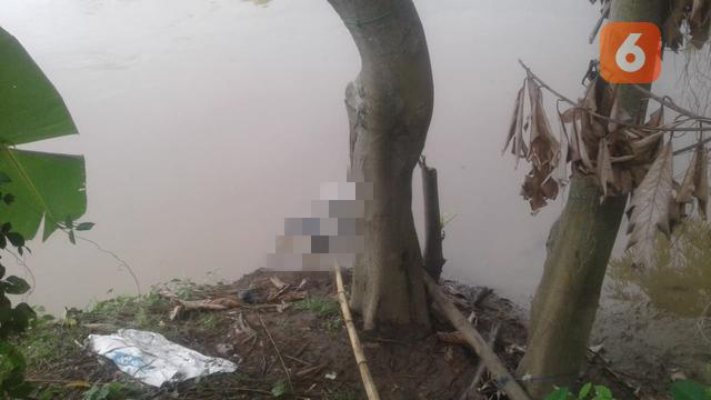 Geger temuan jenazah dalam karung (Fauzan/Liputan6.com)