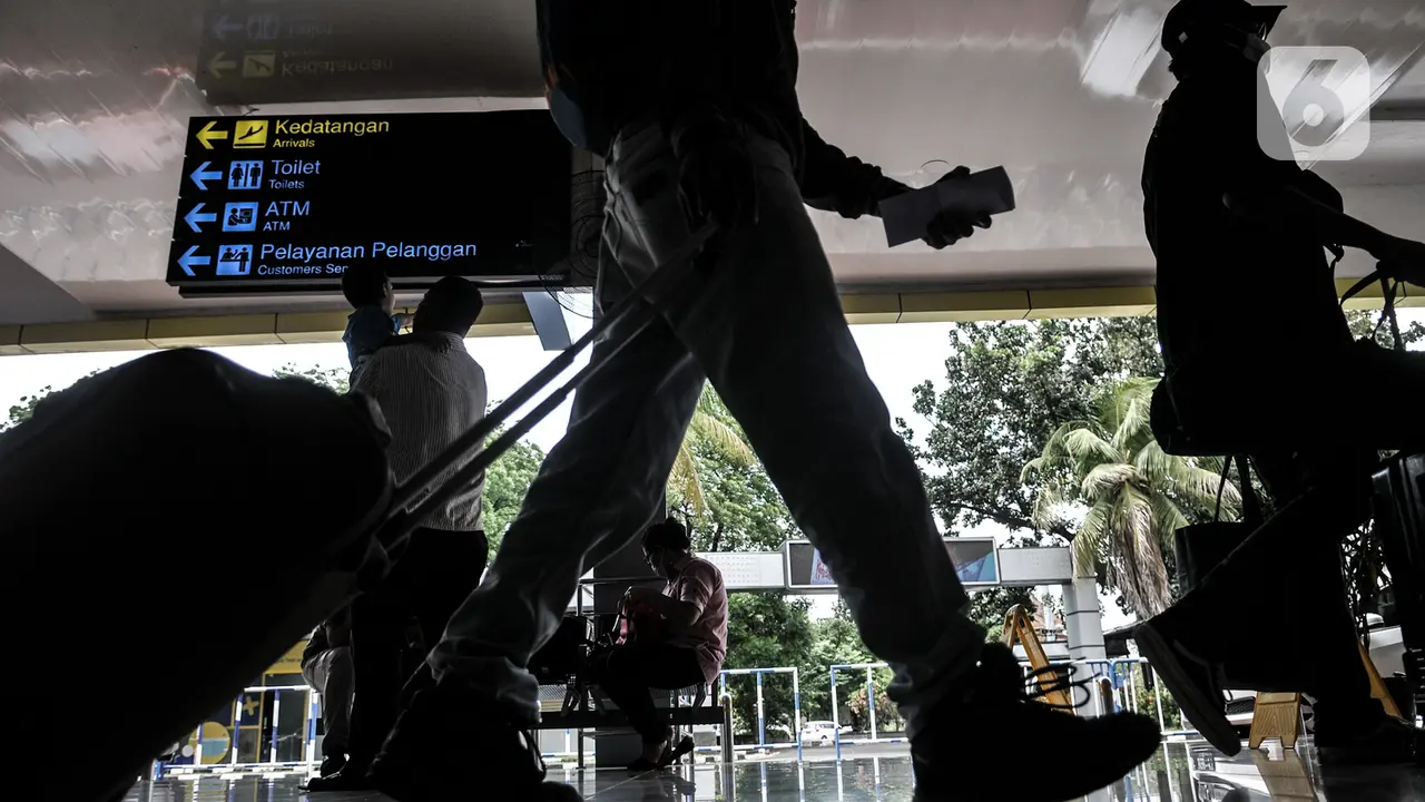 Keluar-Masuk Jakarta Wajib Swab Antigen