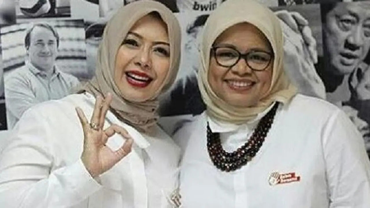 Kerap Tampil Stylish, Ini Ciri Khas Gaya Asia Uno