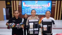 Polres Blitar menunjukkan barang bukti narkoba. (Istimewa)