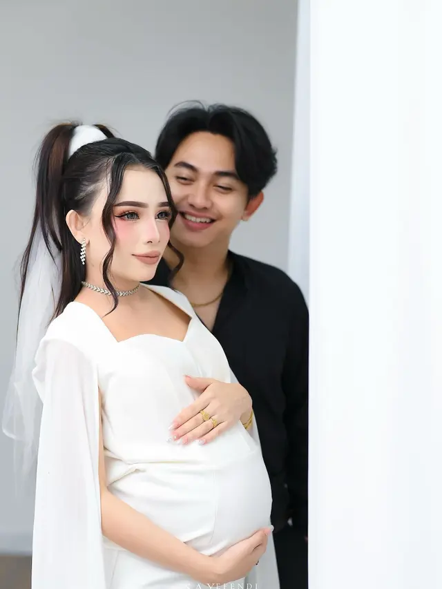 Icha Riyani dan Rivaldi Putra. (Foto: Dok. Koleksi Pribadi Icha Riyani)