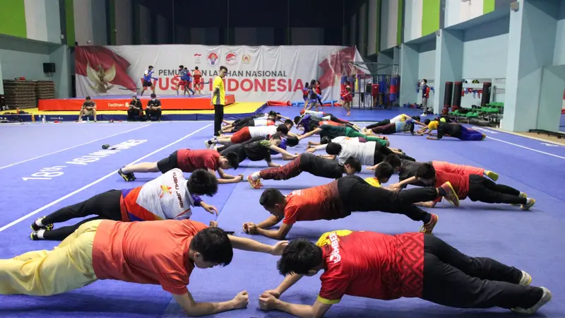 Atlet Wushu Indonesia Berlatih Jelang Kejuaraan Dunia Wushu Junior 2022