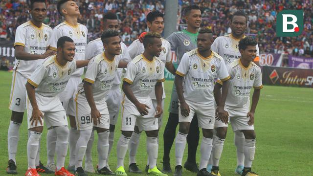 Persewar Waropen, Persik Kediri