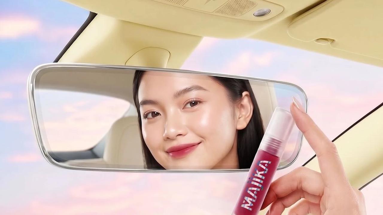 Rahasia di Balik Tren Lip Tint yang Jadi Favorit Gen Z, Bikin Makeup Simpel Tapi Tetap On Point