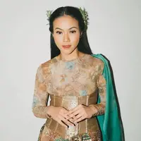 Potret Yura Yunita saat manggung (Instagram/yurayunita).